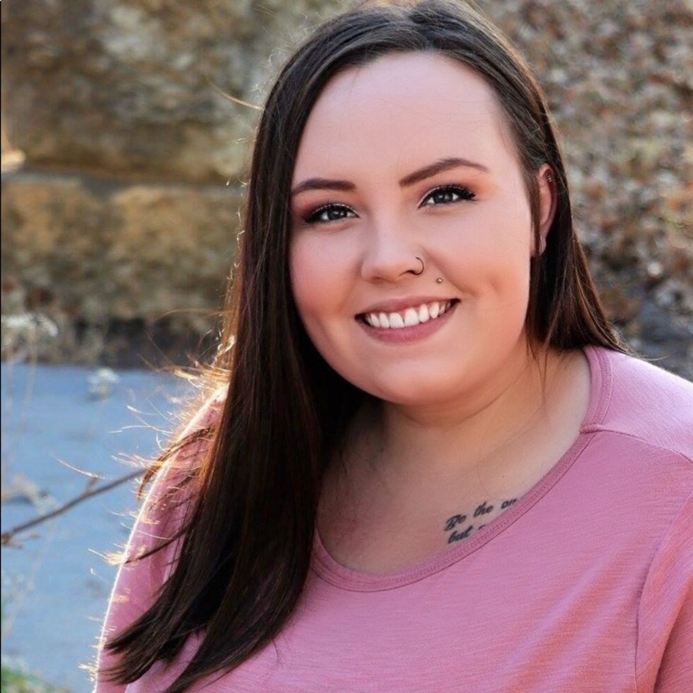 Meet your Posher, Amanda